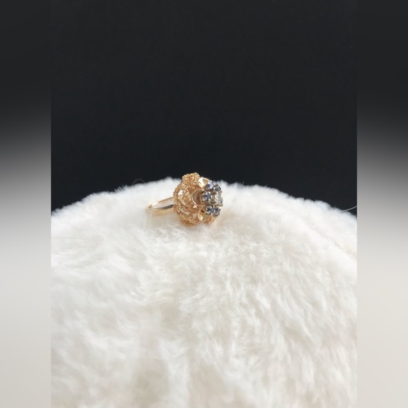 Certified Lady’s Diamond &Blue Sapphire Cluster Ring in Yellow Gold 14K•APPRISED - Picture 5 of 8